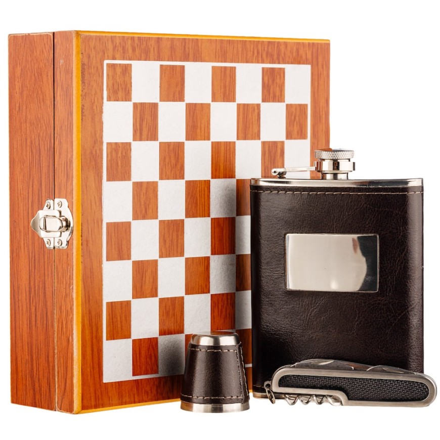 Set ploscă cu joc de șah și accesorii – cutie premium din lemn